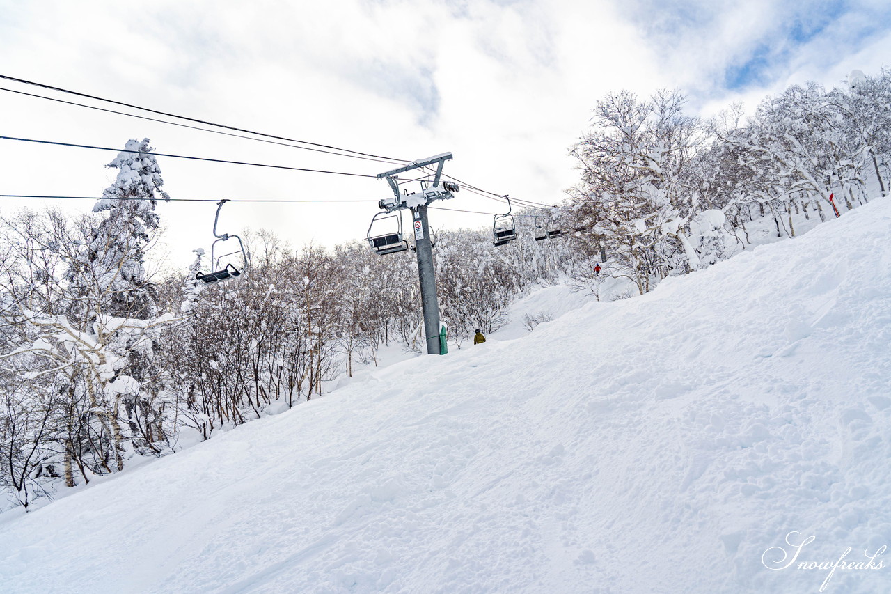 富良野スキー場　気温 -14℃。ダイヤモンドダストが煌めく、国内屈指のリゾートゲレンデを堪能♪